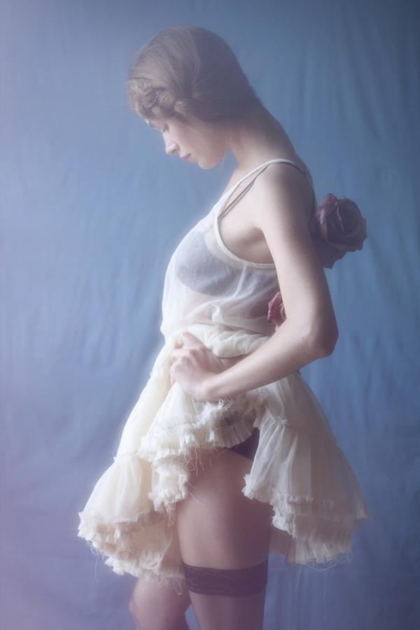 vivienne_mok52600_900