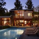 Luxury Villa in Mandeville Canyon