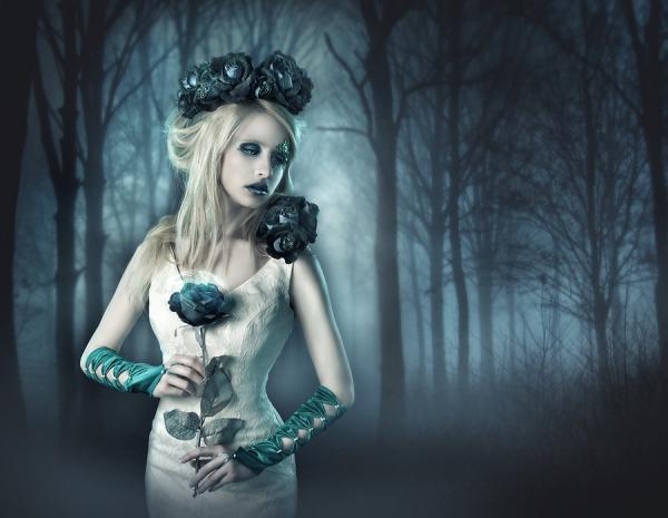 blue_roses_by_rebeca_saray600_465