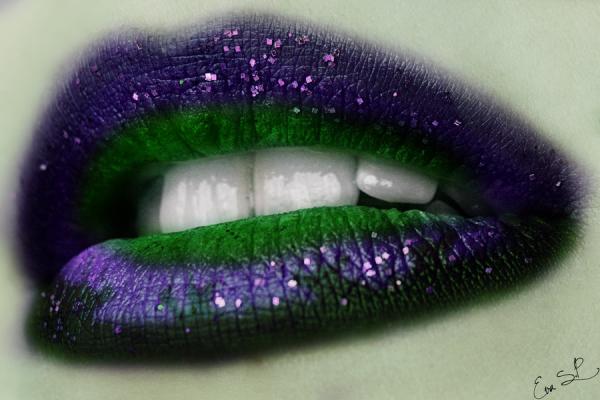 maleficent_kiss_by_chuchy5600_400