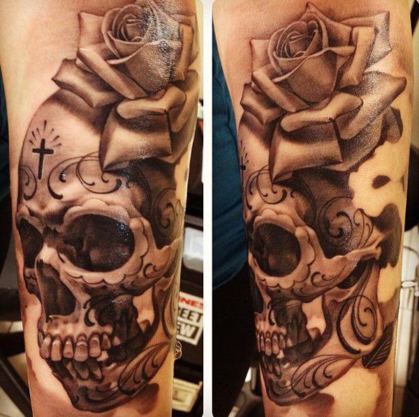 Sleeve tattoo with Fall leaf and skull for men