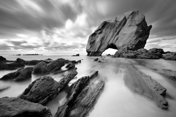 whispers of a moment_by_Carlos Resende600_399