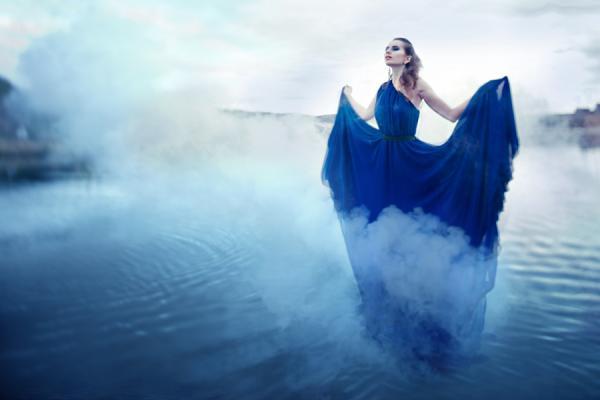 lady_of_the_lake_by_avine600_400
