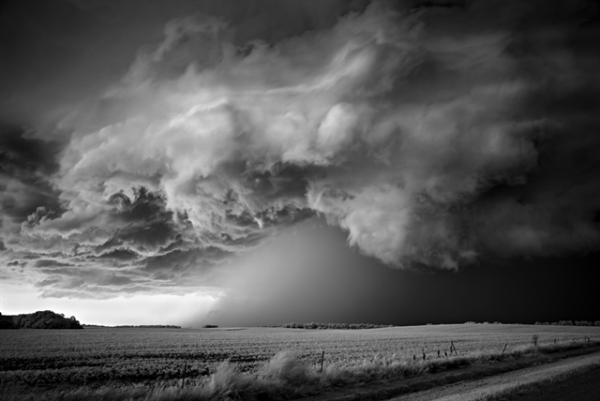 storm over field_by_Mitch Dobrowner600_401