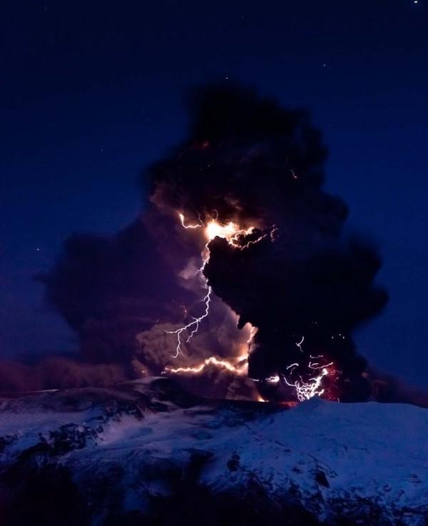 Eyjafjalajökull2 600x737