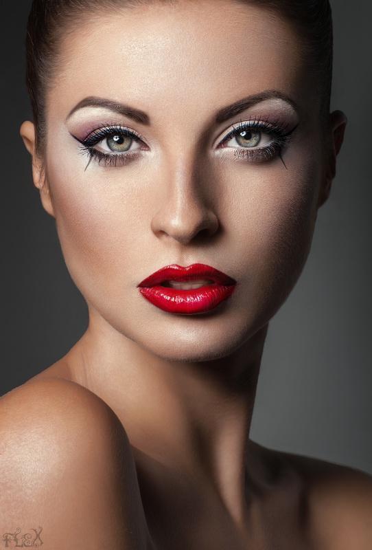 beauty_portrait_doronina_8161_by_flexdreams_542_800