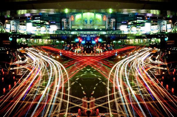 graffiti of speed mirror of symmetry (6)_by_ Shinichi Higashi600_399