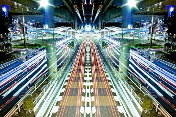 graffiti of speed mirror of symmetry (9)_by_ Shinichi Higashi600_400