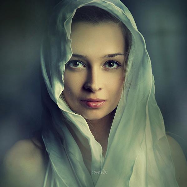 Mikhail Grafik_17600_600