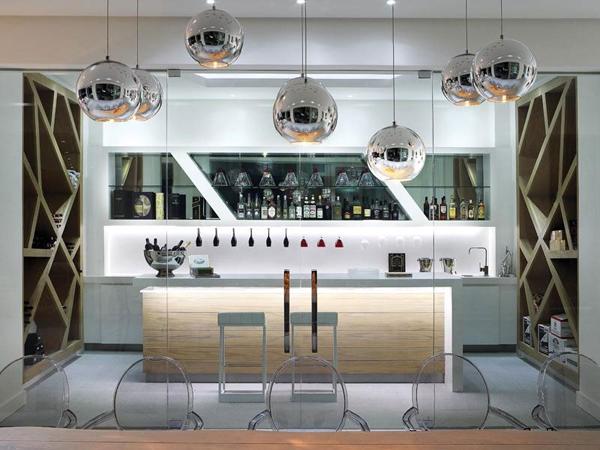 Refined Modern Residence 9