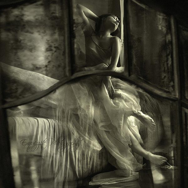 no strings attached by Bogna Altman