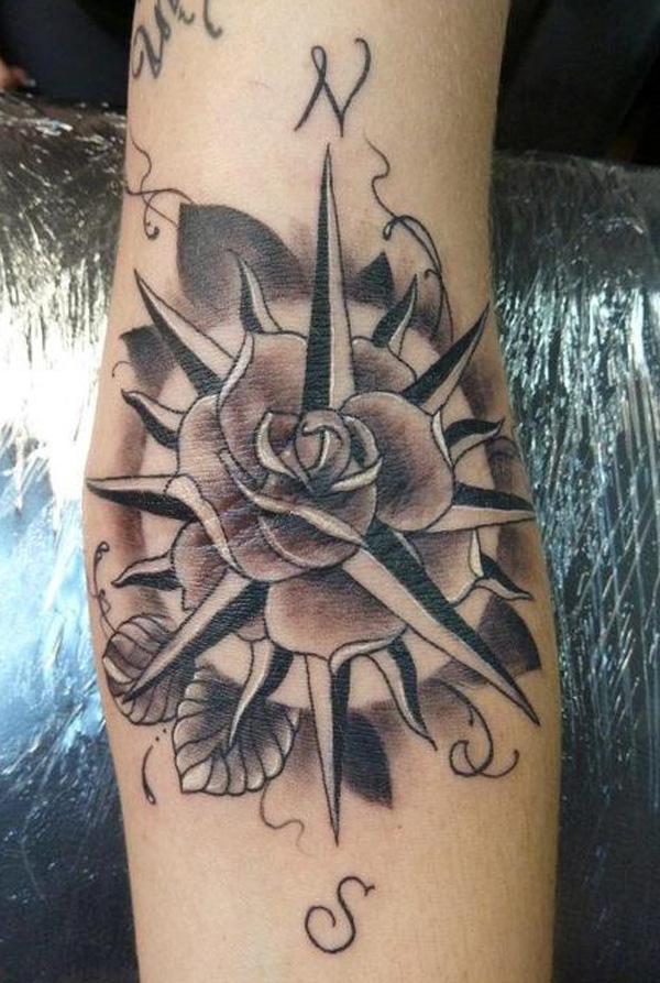 rosen oberarm tattoo