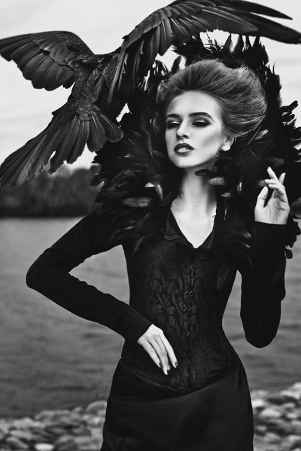 queen_of_ravens_ii_by_avine