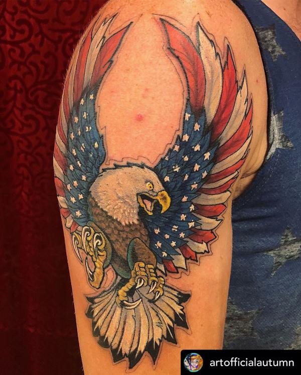 Bald eagle with flag wings