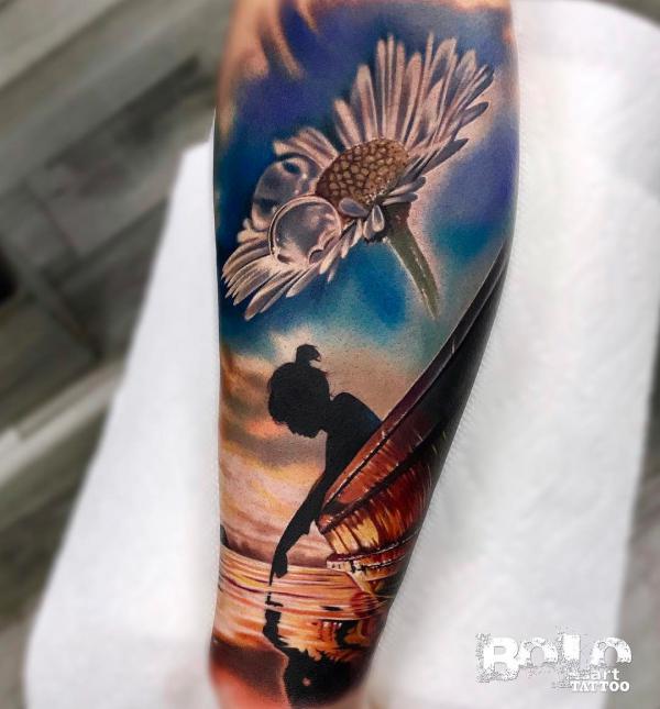 Cool daisy tattoo