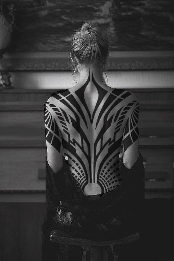 Back Tattoos  Back tattoo women upper, Back tattoo women, Black