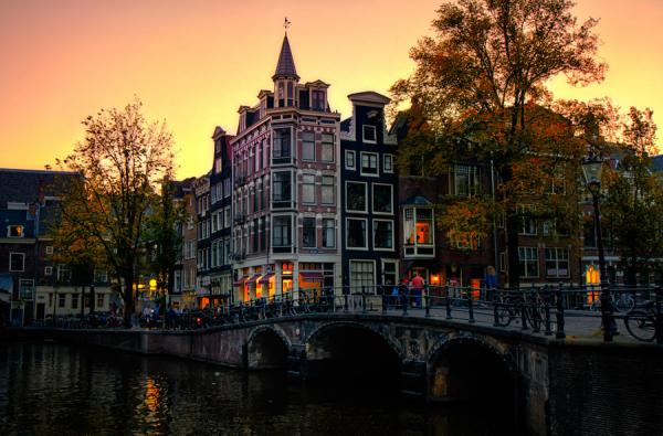 sunset_bridge_in_amsterdam_by_inviv0600_395
