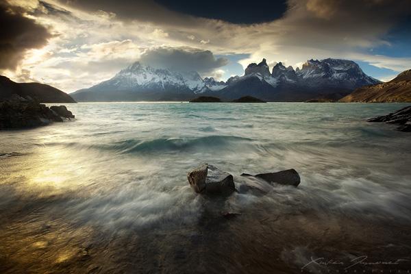 The caress of Light by Xavier Jamonet