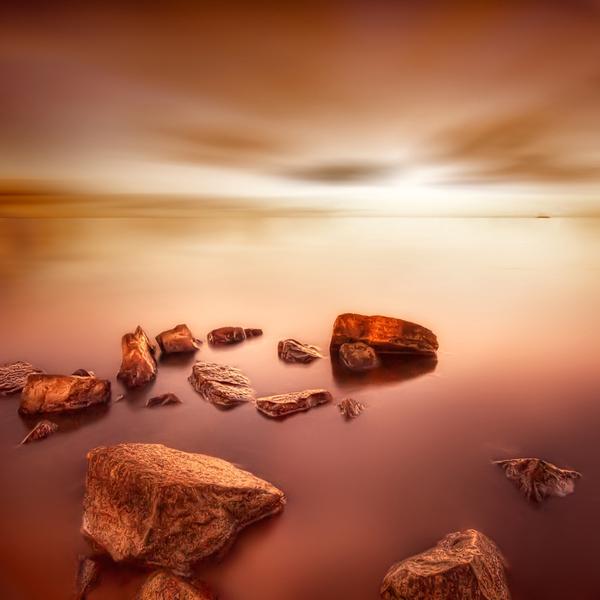 Silent-stones-by-Iv%C3%A1n-Maigua.jpg