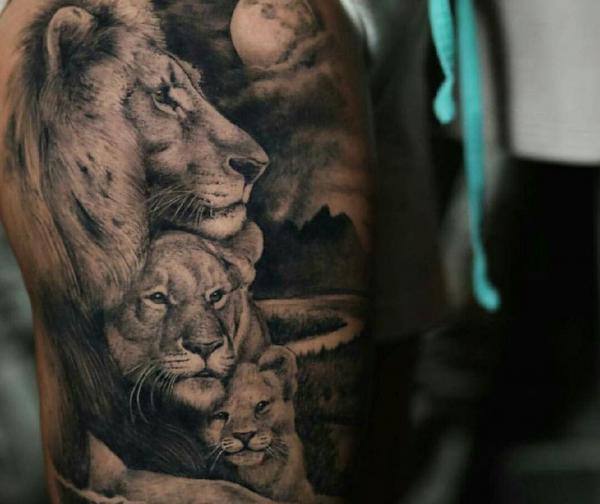 JinKx Tattoo  Lioness with 3 cubs for Natasja to  Facebook