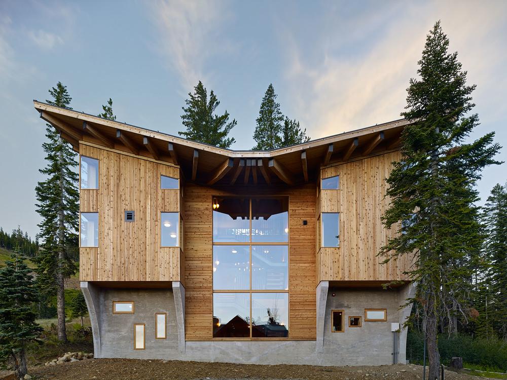 Crow’s Nest Residence2