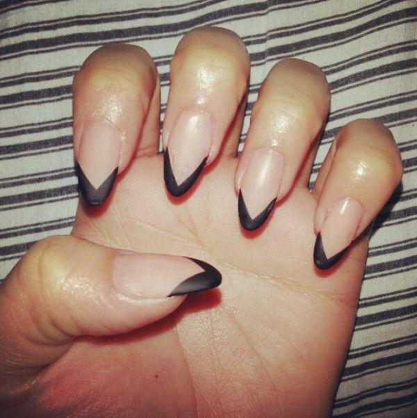 romantic-stiletto-nails