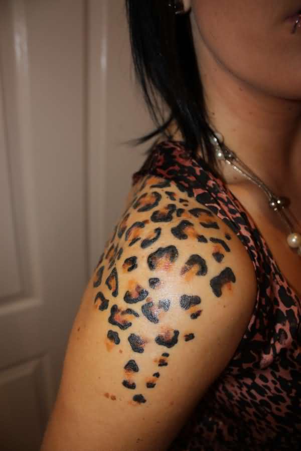 Leopard Print Tattoos  Photos of Works By Pro Tattoo Artists at theYoucom