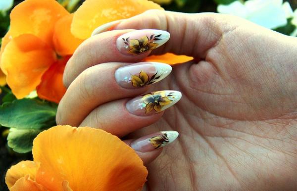 8 Acrylic Nail Designs