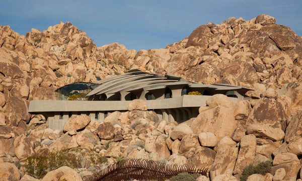 The Desert House-1