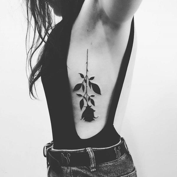 Aggregate 89+ flower side tattoos female best - in.eteachers