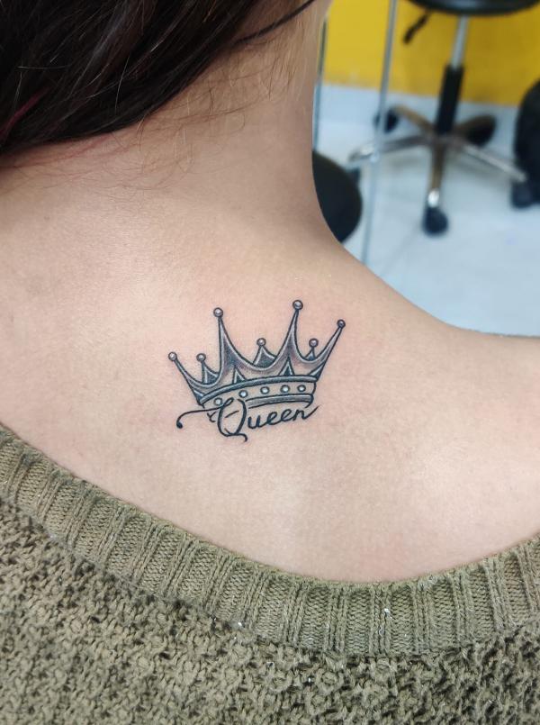 55 Best King And Queen Crown Tattoo - Designs & Meanings (2019)