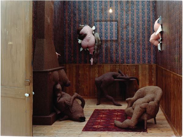 13 Dorothea Tanning, Hôtel du Pavot, Chambre 202 - Poppy Hotel, Room 202 - 1970-73, mixed media