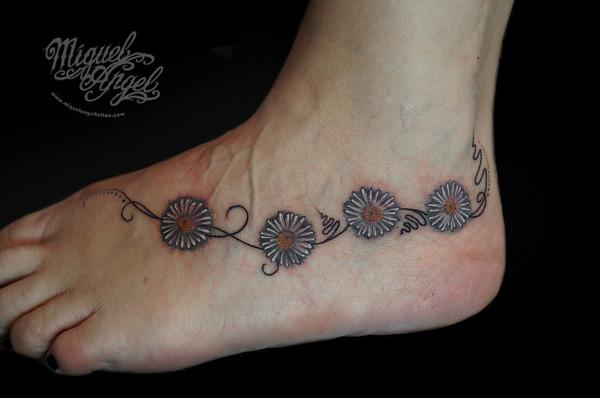 70 Ankle Tattoos for Women: Adding Spice to Your Step! | Art and Design