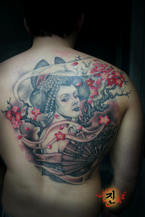 Half Back Tattoo : Wave Torrey Half Back Piece By Ridewavessd On Deviantart / It took me exactly 1 year to complete.