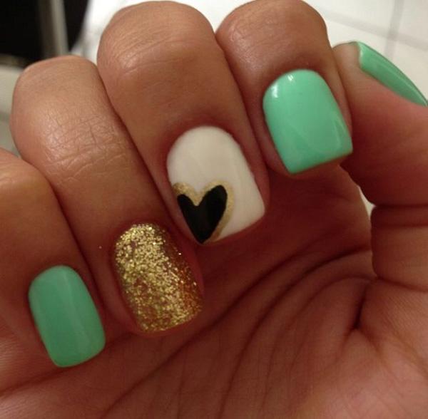 1 heart nail art