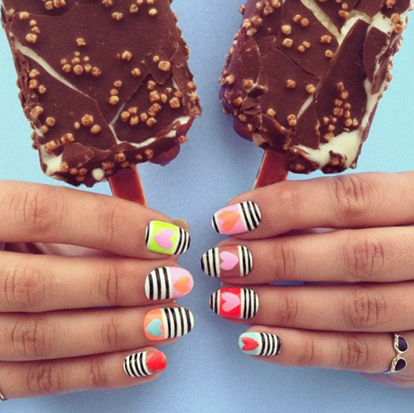 29 heart nail art