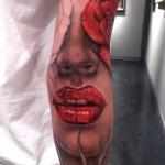 30+ Incredible Lip Tattoos
