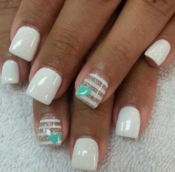 7 heart nail art