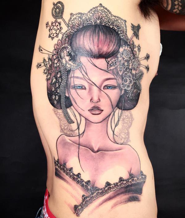 Geisha side tattoo