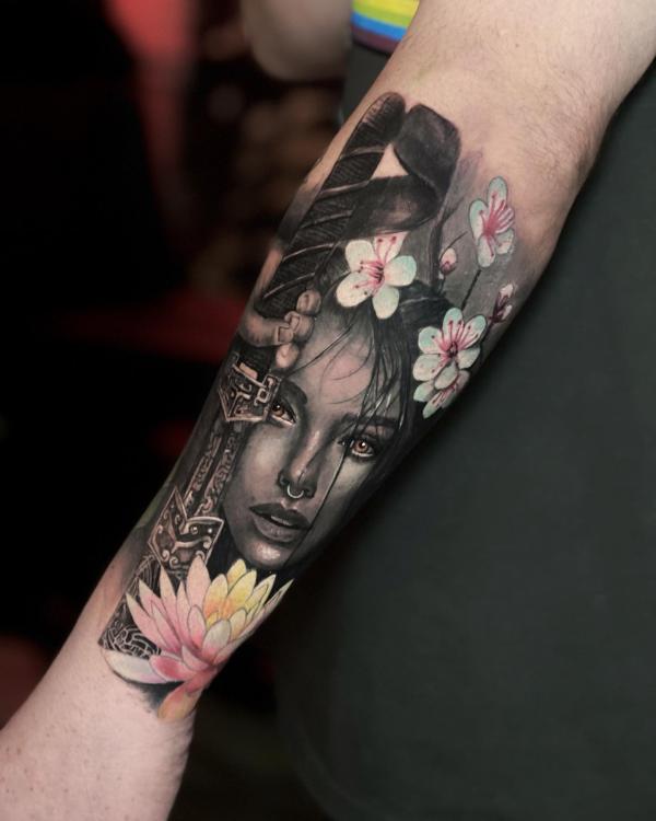 Realistic geisha warrior with flower tattoo