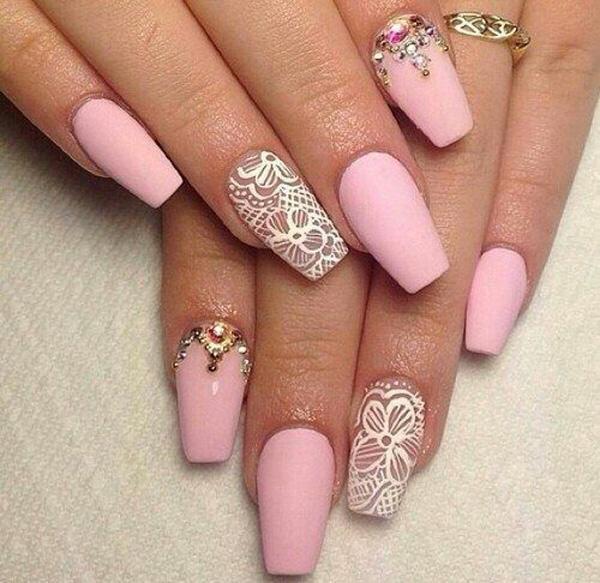 lace design for nails
