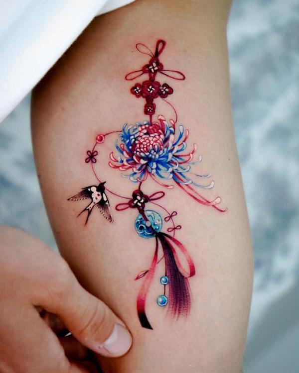 Cute chrysanthemum tassel and sparrow