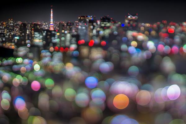 balls rolling-1 by takashi kitajima