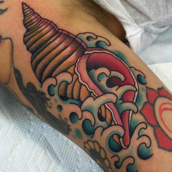 Japanese wave and shell tattoo