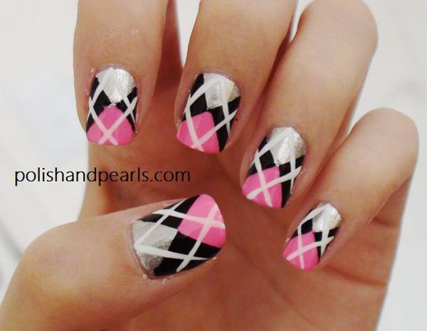 35 Gingham and Plaid Nail Art Designs | Art and Design