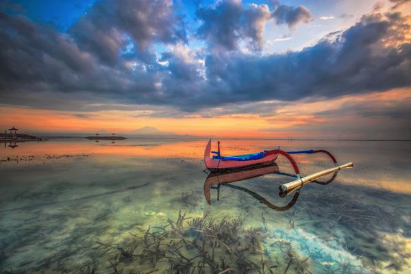 When The Sun Wake up from Rain