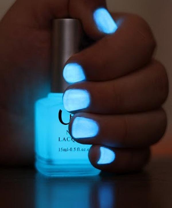 glow in the dark nail colors