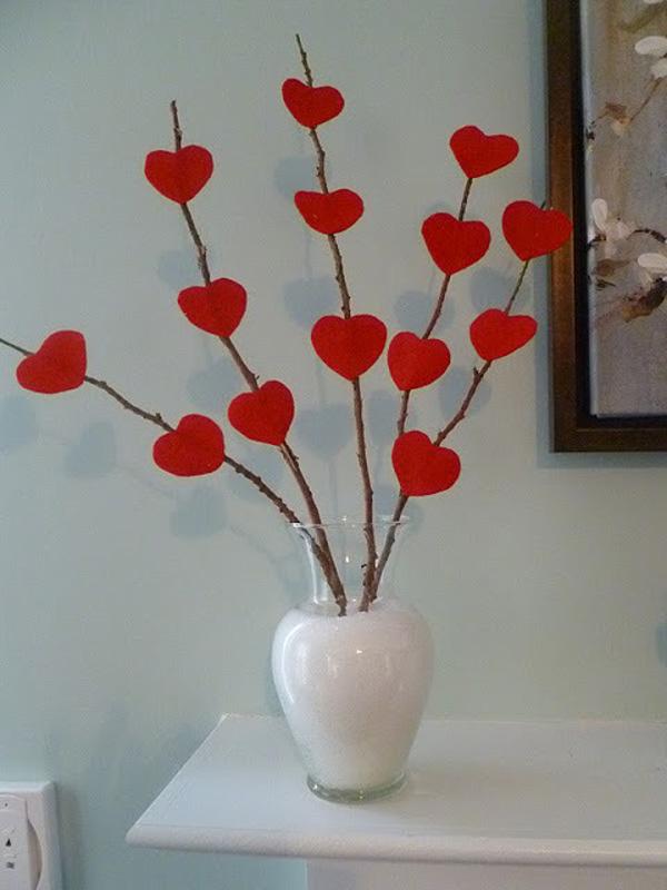 Valentines-Day-Mantel