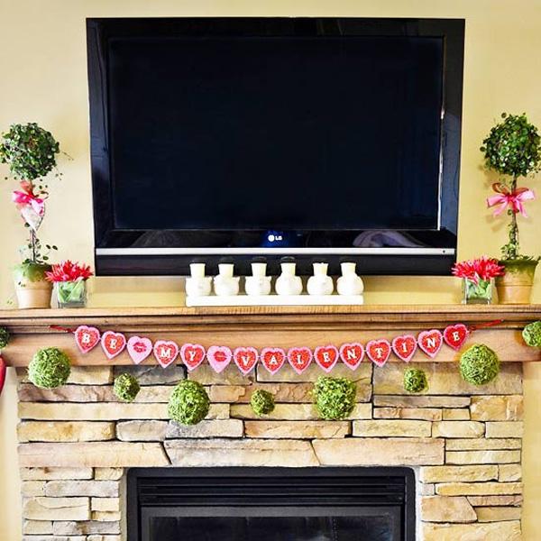 valentines-day-mantel-decor-ideas