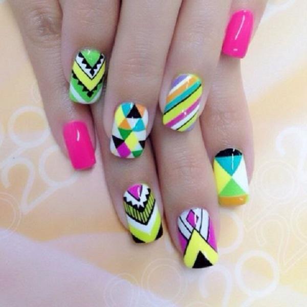 Abstract nail art-35